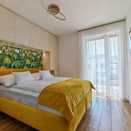 Aquasuite Apartment